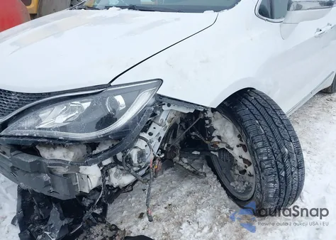 2018 Chrysler Pacifica Limited z USA, uszkodzony, nr VIN 2C4RC1GG4JR186396